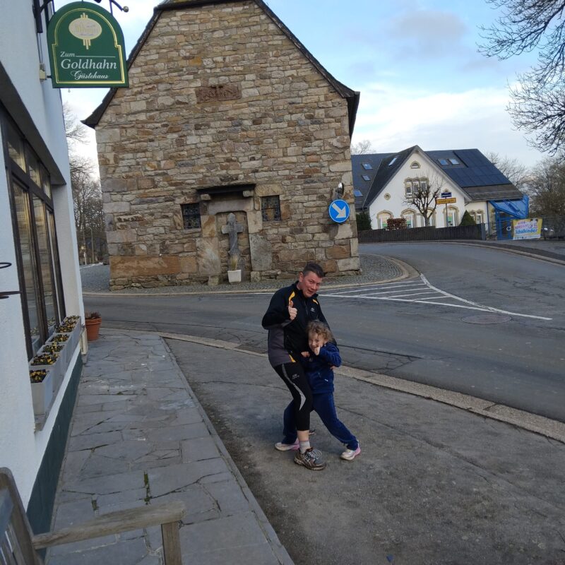 17691814005921277435453494362321