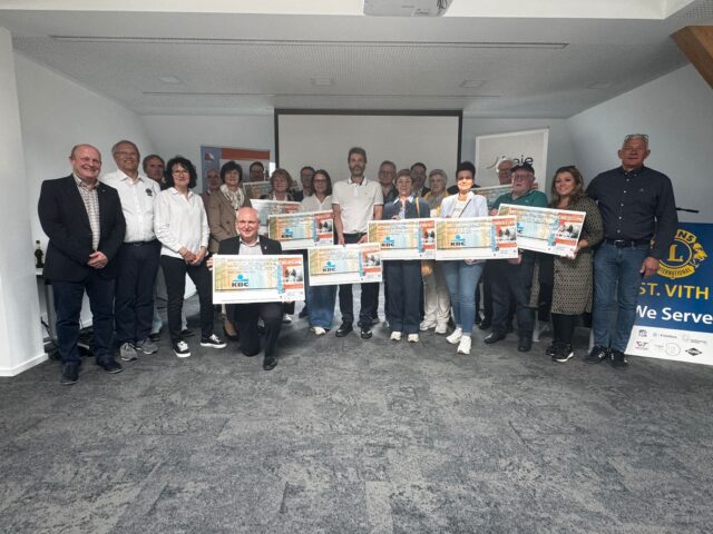 2026-04-17 Chèqueübergabe